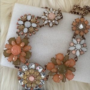 Pretty Statement Necklace